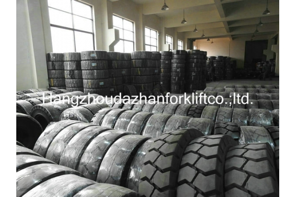 Warehouse-advence tire